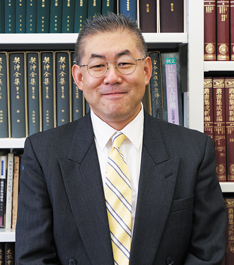 濱田寛 教授